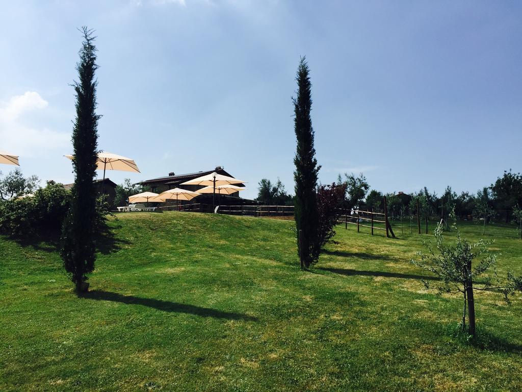 Agriturismo Nociquerceto Тарано Экстерьер фото