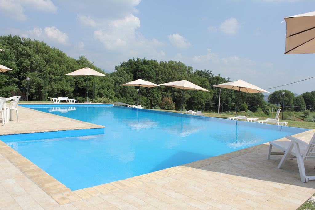 Agriturismo Nociquerceto Тарано Экстерьер фото
