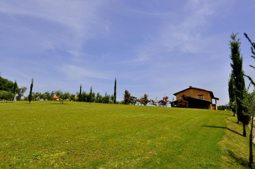 Agriturismo Nociquerceto Тарано Экстерьер фото